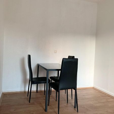 Moebliertes Wohnung Am Geroweiher Moenchengladbach Rum bild